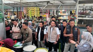 Satgas Pangan Polri Cek Harga dan Ketersediaan Beras di Sejumlah Lokasi di Wajo